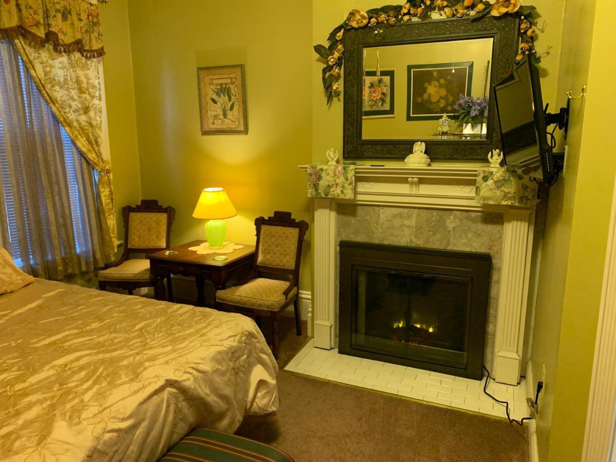 Bayberry House Bed & Breakfast Steubenville